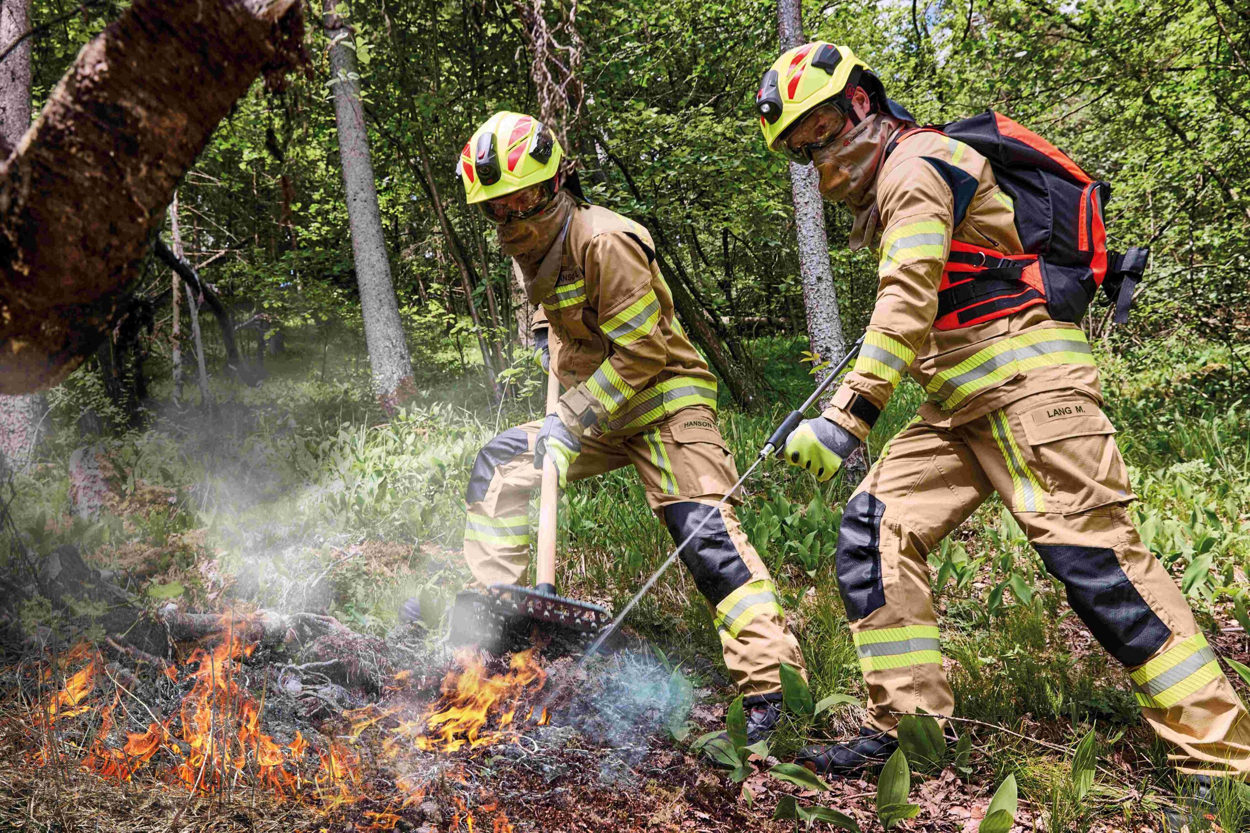  لباس ضد حریق آتش‌نشانی