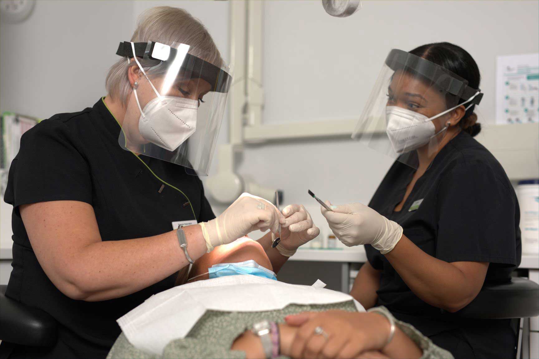 شیلد محافظ صورت